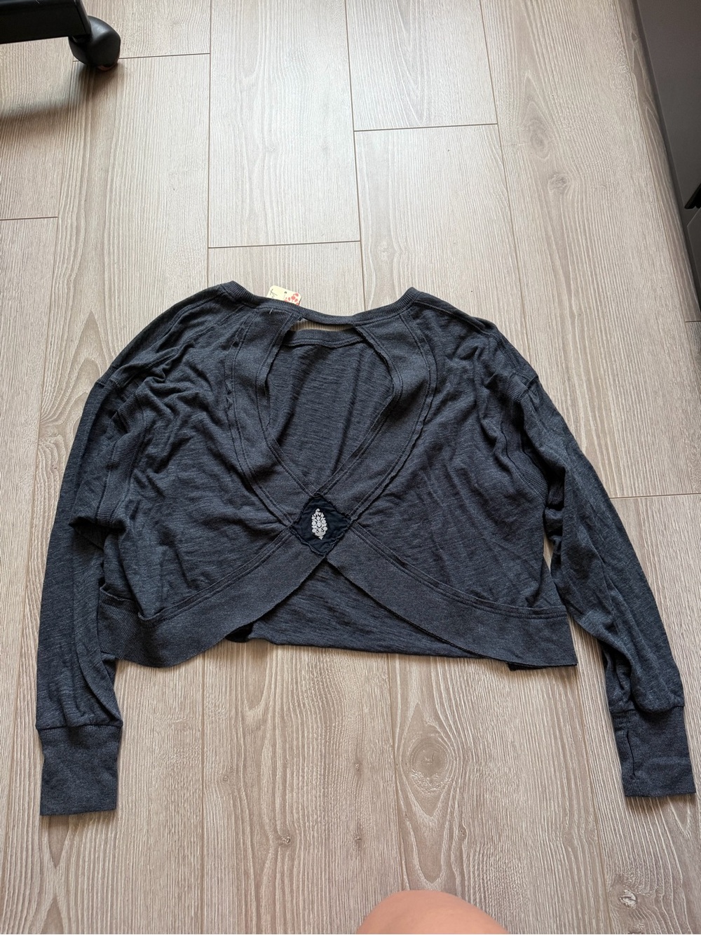 Free People FP Movement My Time Layer Black Motif relaxed fit yoga slouchy crop - Picture 4 of 5